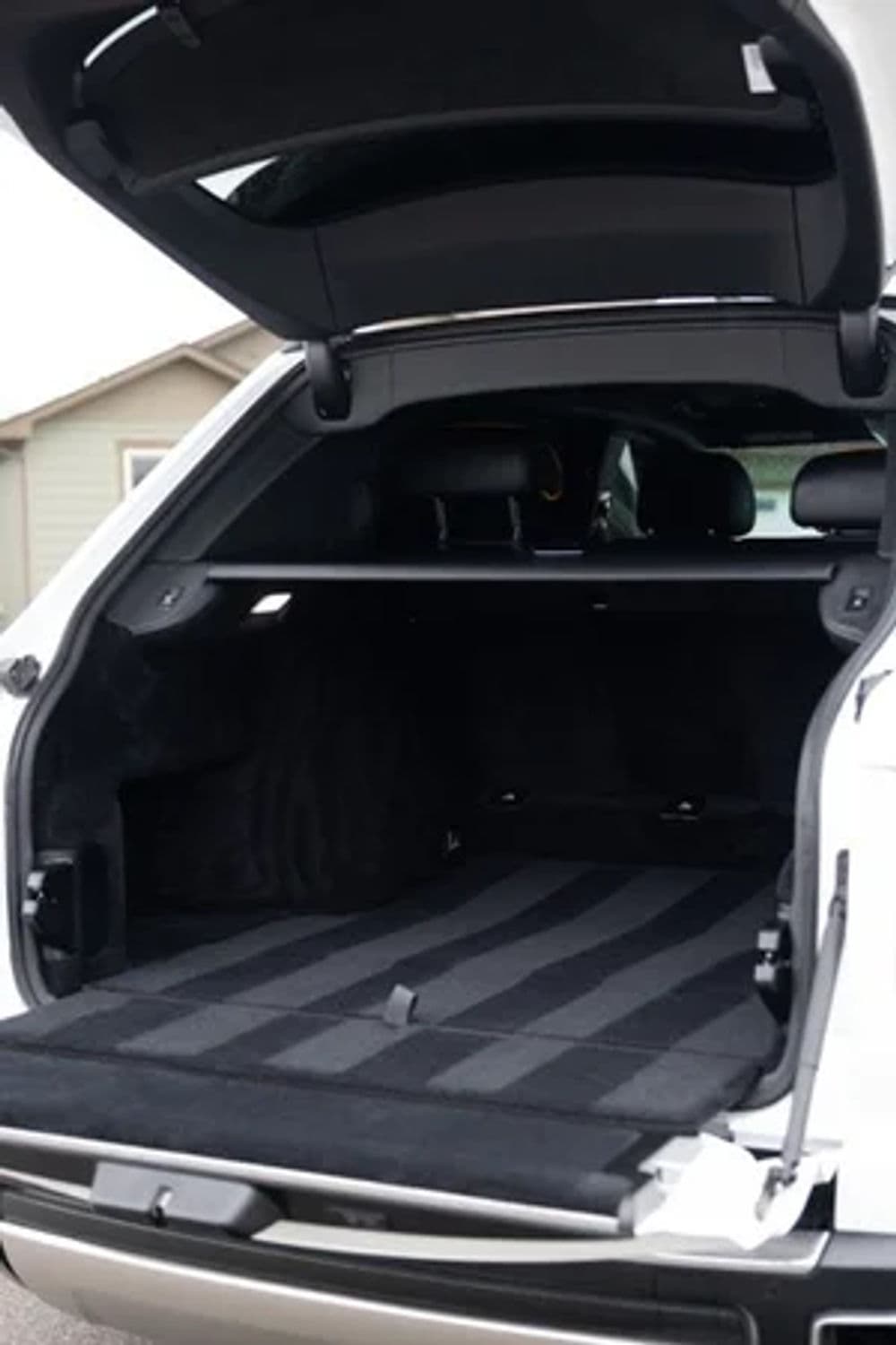 Gallery photos for Rolls Royce Cullinan: Image #7