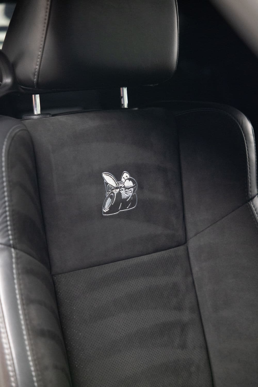 Gallery photos for Dodge Challenger SRT 392: Image #3