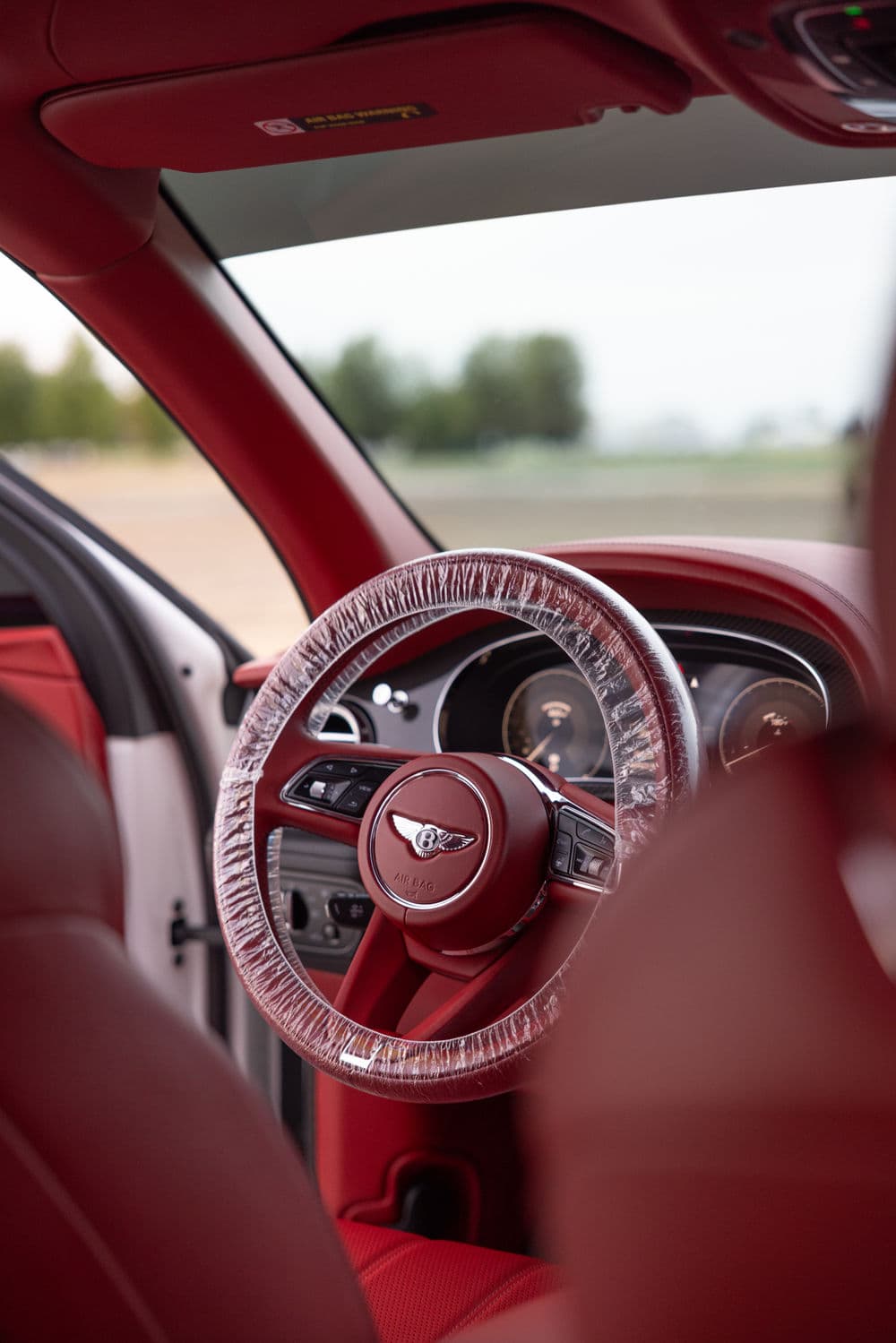 Gallery photos for Bentley Bentayga S: Image #4